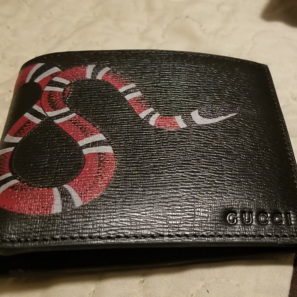 Gucci mens snake wallet